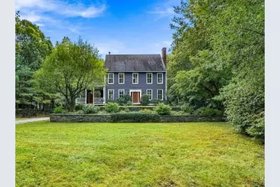 63 Wood St, Holden, MA 01522 - Photo 1