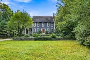 63 Wood St, Holden, MA 01522 - Photo 1