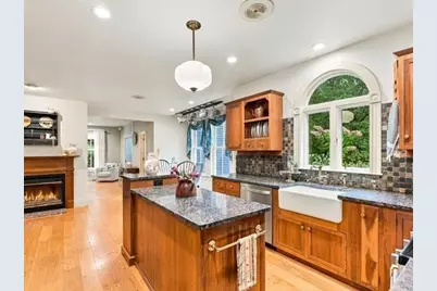 63 Wood St, Holden, MA 01522 - Photo 14