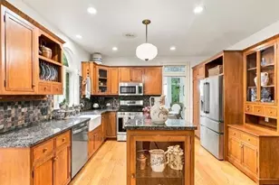 63 Wood St, Holden, MA 01522 - Photo 16