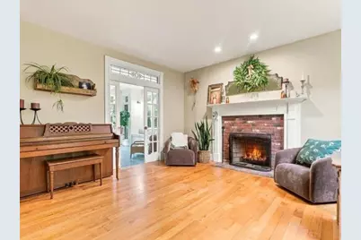 63 Wood St, Holden, MA 01522 - Photo 10