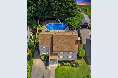 37 Norman Rd, Melrose, MA 02176 - Photo 2