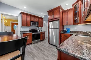 15 Mills St, Dedham, MA 02026 - Photo 12
