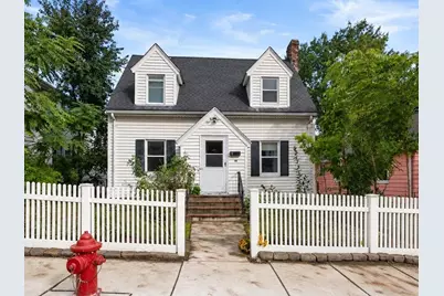 68 Grover St, Everett, MA 02149 - Photo 2