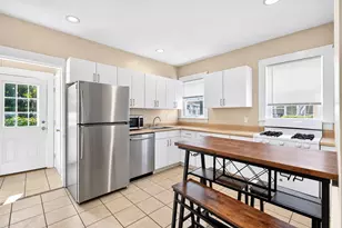 23 Packard Ave, Somerville, MA 02144 - Photo 4