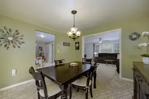 2 Elm St, Medway, MA 02053 - Photo 8