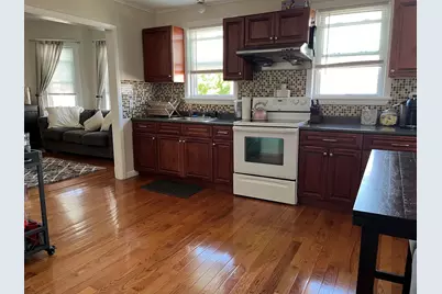 180 Fellsway West #3, Medford, MA 02155 - Photo 2