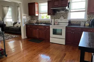 180 Fellsway W, Medford, MA 02155 - Photo 2