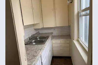 4 Mott St, Worcester, MA 01604 - Photo 2