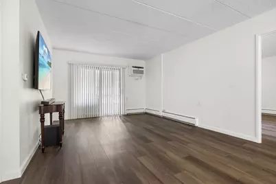 180 Green Street #411, Melrose, MA 02176 - Photo 16