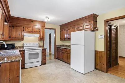 4 Edson Dr, Wilbraham, MA 01095 - Photo 10