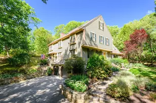74 East St, Hingham, MA 02043 - Photo 2