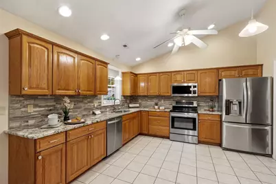 17 Teddy Road, Worcester, MA 01603 - Photo 14