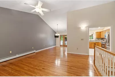 17 Teddy Road, Worcester, MA 01603 - Photo 8