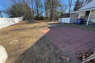 261 Litchfield St, Leominster, MA 01453 - Photo 12