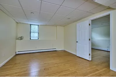 7 Lothian Rd #B, Boston, MA 02135 - Photo 6