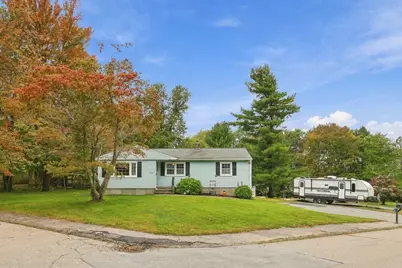 17 Phoenix Rd, Auburn, MA 01501 - Photo 2