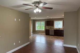 74 Moseley Ave, Westfield, MA 01085 - Photo 8