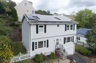 24 Ellsmere St, Worcester, MA 01604 - Photo 2