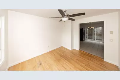 24 Ellsmere St, Worcester, MA 01604 - Photo 14