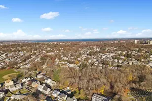 230 Willard St, Quincy, MA 02169 - Photo 4