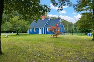 76 Fairview Ave, Rehoboth, MA 02769 - Photo 2