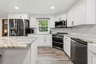 76 Fairview Ave, Rehoboth, MA 02769 - Photo 8
