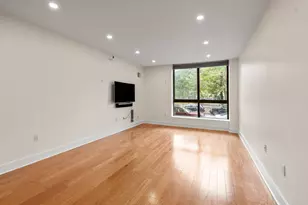 42 8th St, Boston, MA 02129 - Photo 10