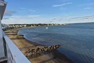 39 Cove St, Mattapoisett, MA 02739 - Photo 1