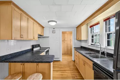 118 Oakdale Rd, Newton, MA 02461 - Photo 4