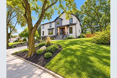 22 Old Colony Rd, Arlington, MA 02474 - Photo 4
