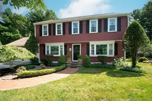263 Edgewater Dr, Pembroke, MA 02359 - Photo 6