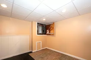263 Edgewater Dr, Pembroke, MA 02359 - Photo 38