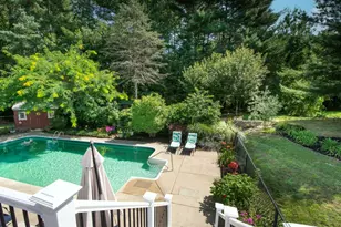 263 Edgewater Dr, Pembroke, MA 02359 - Photo 2