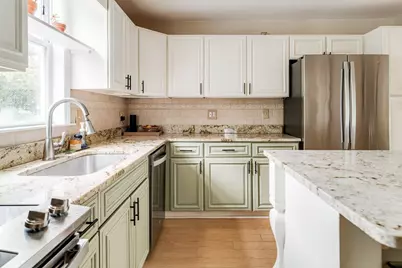 11 Byron St, Wakefield, MA 01880 - Photo 12