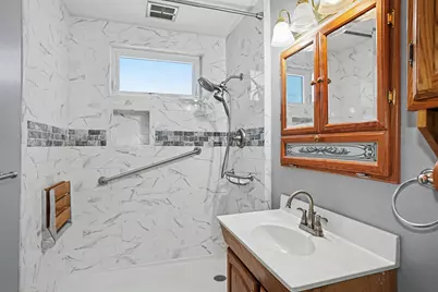 167 Seventh St, Leominster, MA 01453 - Photo 16