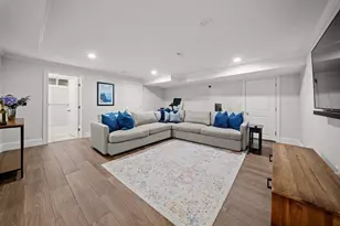 94 East Side Pkwy, Newton, MA 02458 - Photo 32