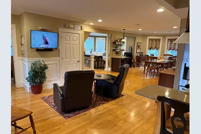 64 High St #B, Andover, MA 01810 - Photo 6