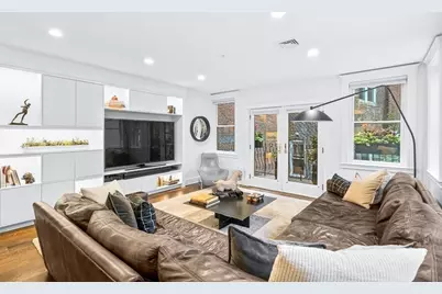 290 North Street #2, Boston, MA 02113 - Photo 1