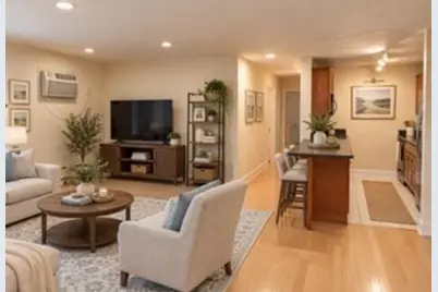 115 Highland Ave #10, Somerville, MA 02143 - Photo 2