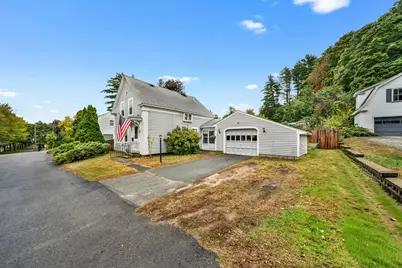 40 Elm Park, Groveland, MA 01834 - Photo 2