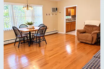 33 Adella St #B, Auburn, MA 01501 - Photo 4