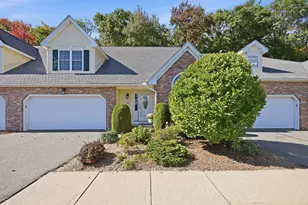 23 Wynnfield Cir, Southwick, MA 01077 - Photo 1