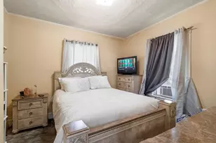 968 River St, Boston, MA 02136 - Photo 6