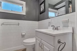25 Fuller Pl, Mansfield, MA 02048 - Photo 8