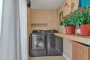 25 Fuller Pl, Mansfield, MA 02048 - Photo 10