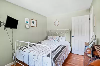 21 Circuit Ave, Ludlow, MA 01056 - Photo 16