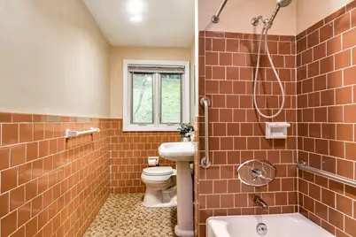 29 Eisenhower  Road, Framingham, MA 01701 - Photo 12