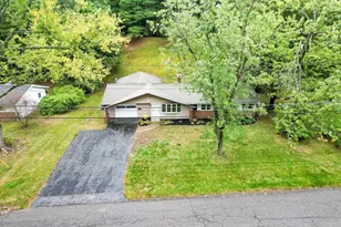 29 Eisenhower Rd, Framingham, MA 01701 - Photo 24