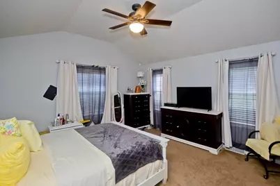 27 Curry Lane #27, Chicopee, MA 01022 - Photo 6